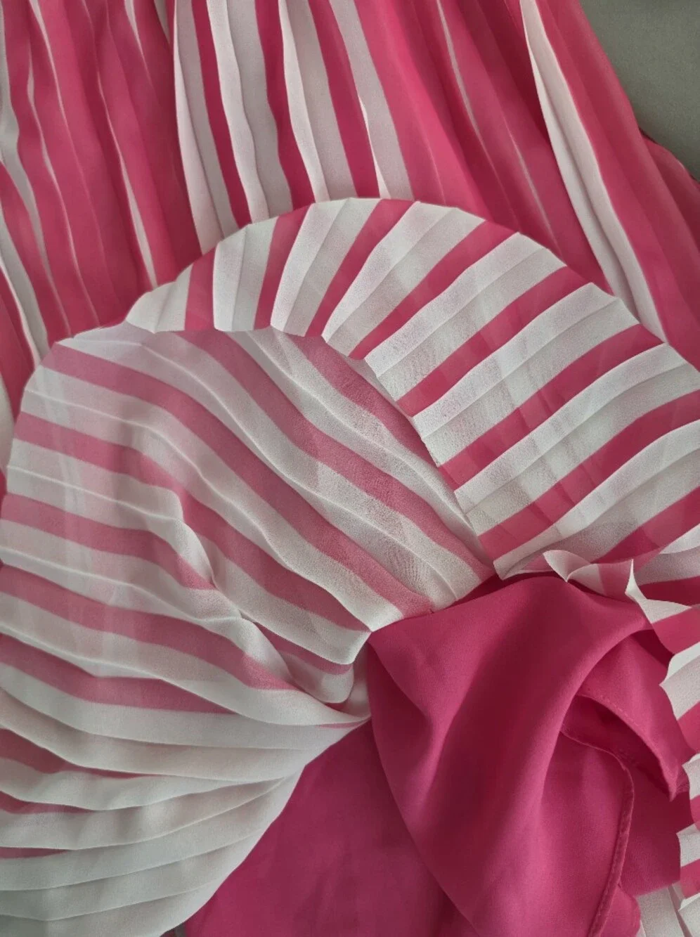 J. Crew Pink and White Pleated Skirt Size 12